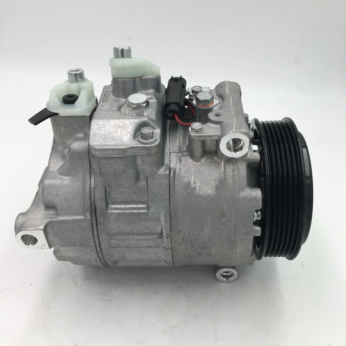 A0022305411 A0012308411 A0012304811 A0012302511 Compressor Air Conditioning Compressor For Mercedes Benz W221 W164 ML350