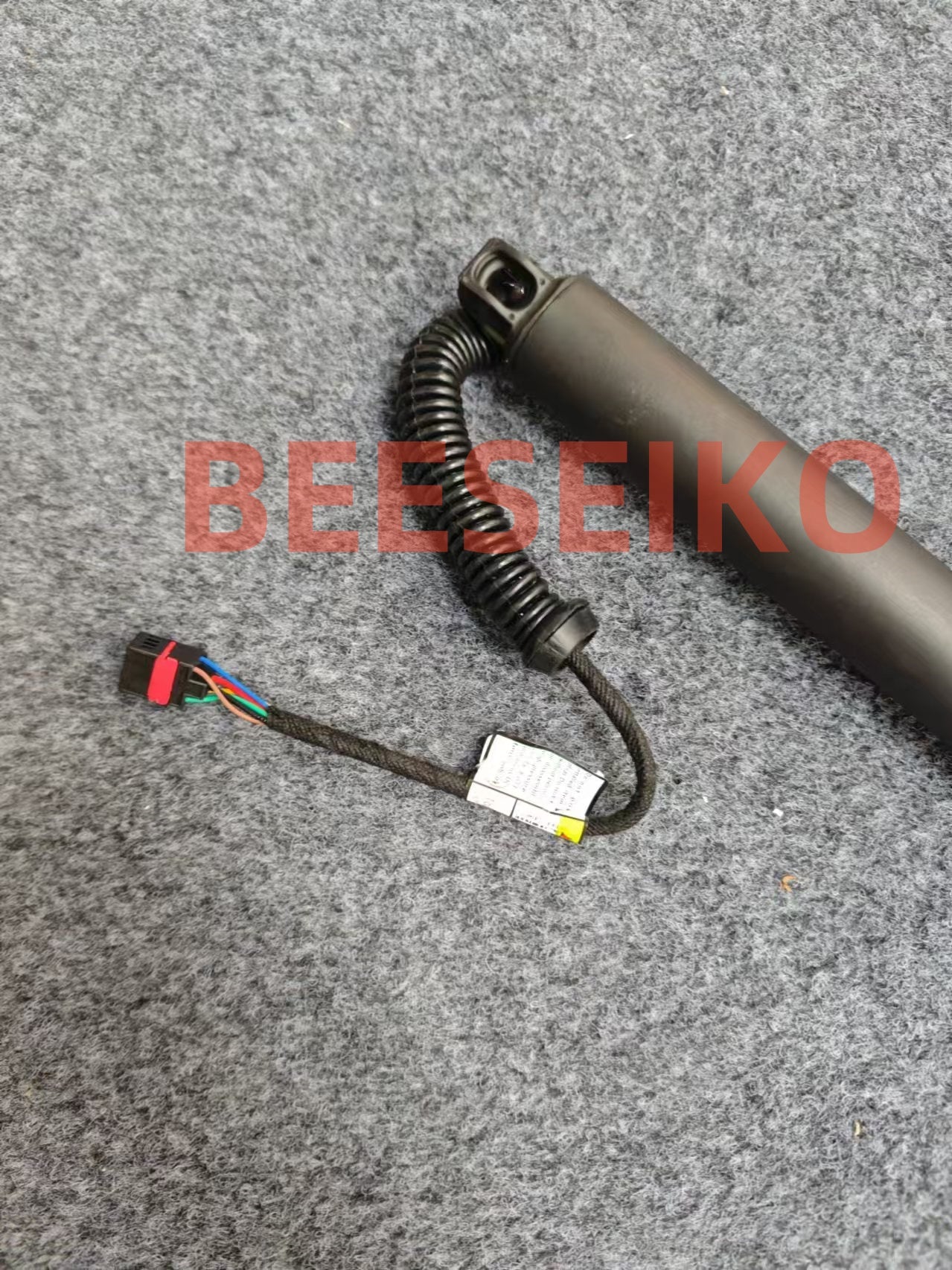 760827851 Electric Trunk Air Spring Lift Support Electric Tailgate Gas Strut Rear Fit for 2019 Volkswagen Touareg