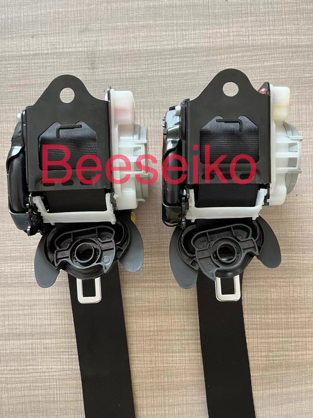 95880305102HCP 95880305002HCP 95880305100HCP 95880305000HCP Rear Seat Belt safety Belt Fit for 2011-2014 Porsche Cayenne 92A