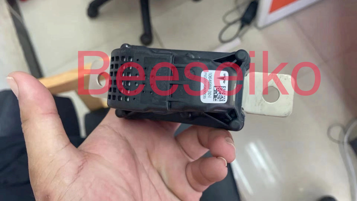 High Voltage Battery Disconnect Pyrofuse for Tesla Model 3 and Model Y  1064689-00-I  1064689-00-J - Reliable and Safe Solution for Electrical Protection