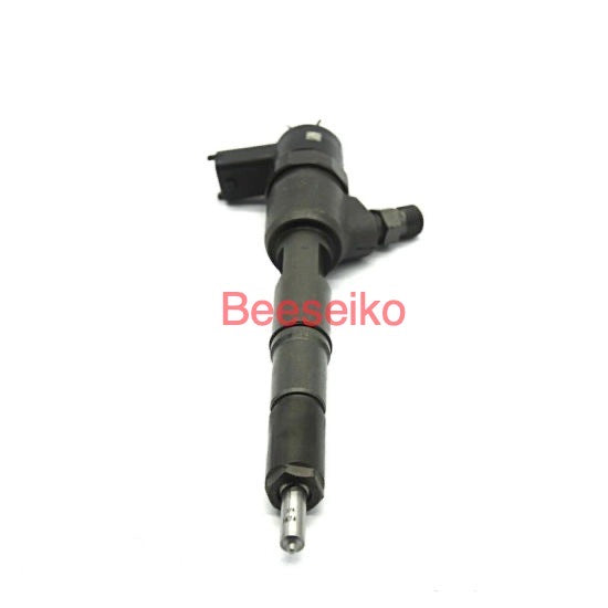 0445110126  Fuel Injector