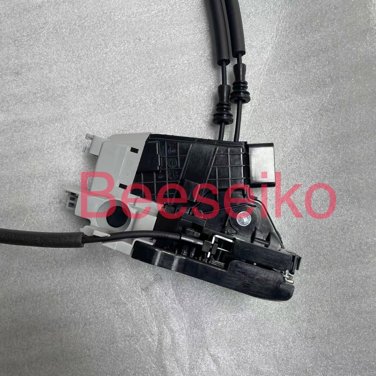 Front Door Latch Assembly Actuator for 2016-2021 Hyuai Tucson 81320-D3000  81320-D3010